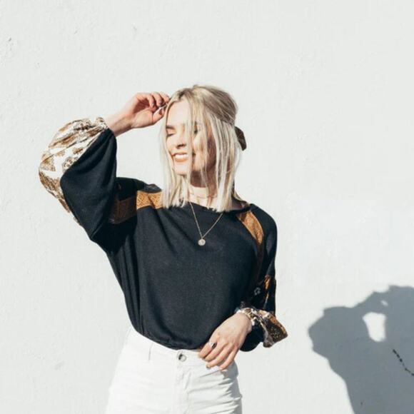 FREE PEOPLE CASUAL CLASH TOP SIZE MED - Picture 1 of 7